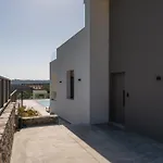 Phyllion Boutique Villas