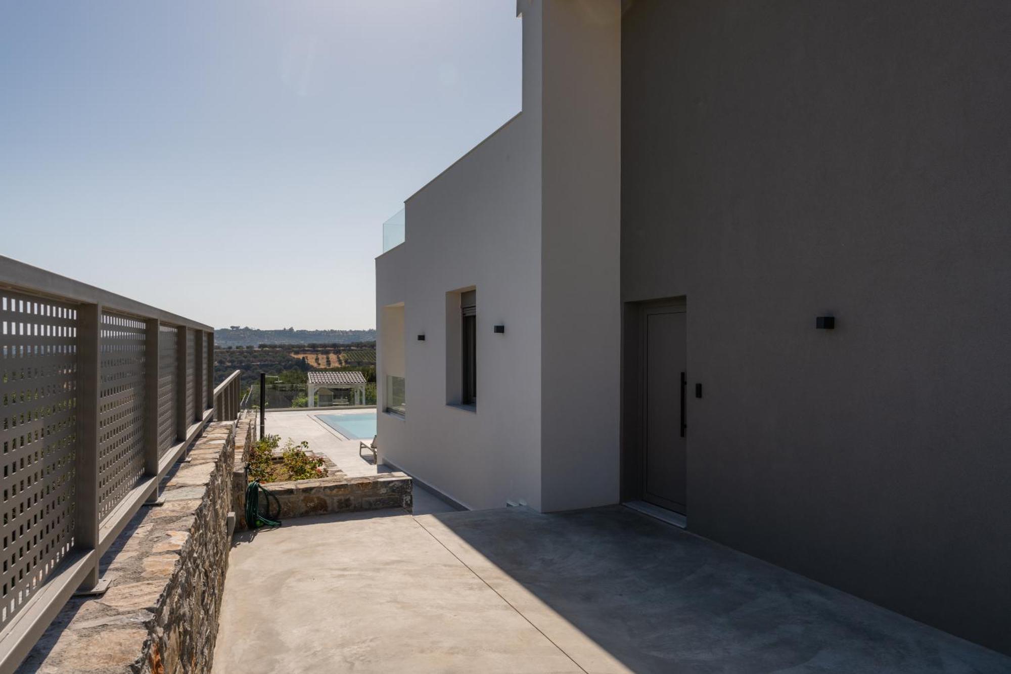 Phyllion Boutique Villa *